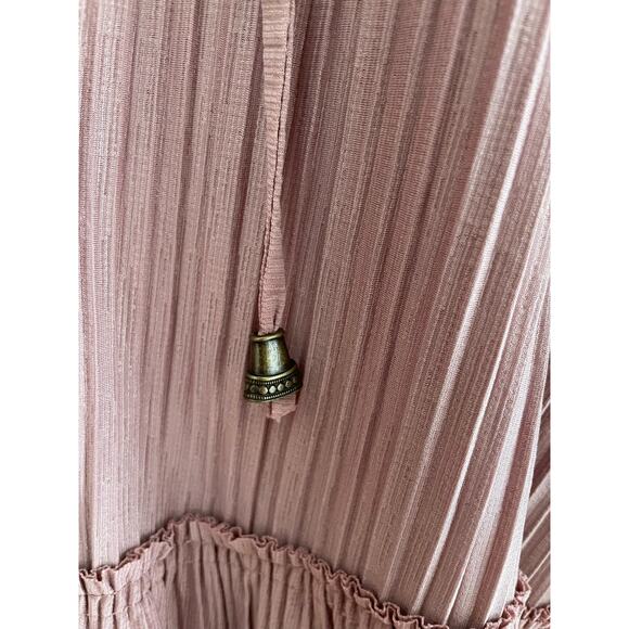 Free People Size S Can't Help It Mini Dress Pink V-Neck Tiered Skirt Bell Sleeve - Picture 3 of 8